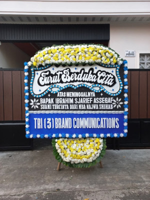 Papan Bunga Duka di Wadas